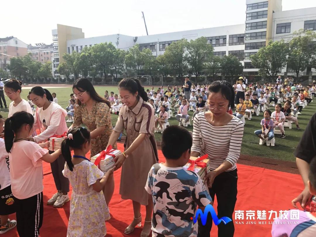 动态丨南京市江宁区湖熟中心小学:2020级一年级入学典礼