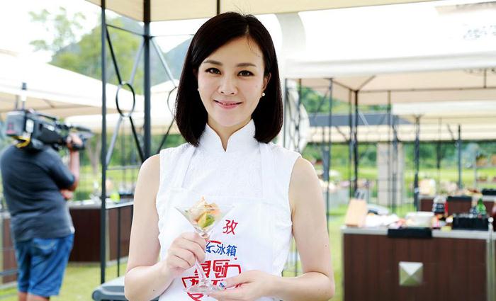 原创《少年派》裴音被骂惨,穿上旗袍的刘孜,却是那么的优雅温婉!