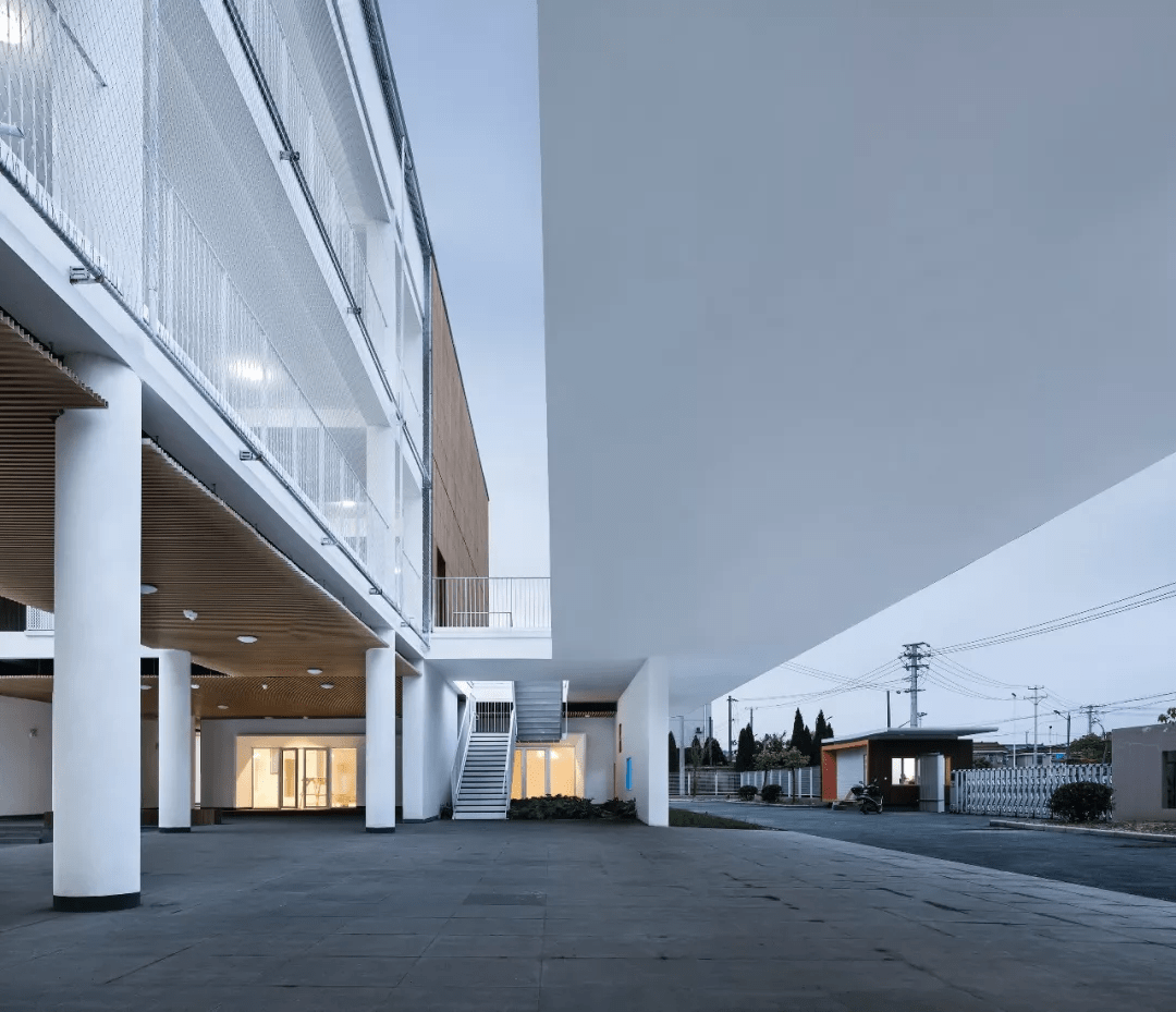 02建筑师 | 马晓东,谭亮,钱洋,赵