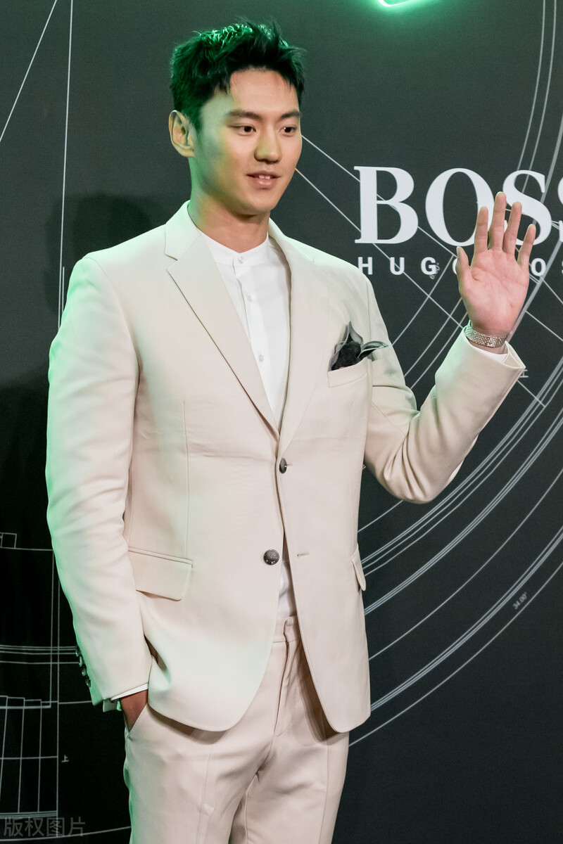 宁泽涛为什么早早退役引发我们思考退役后的宁泽涛过得怎么样