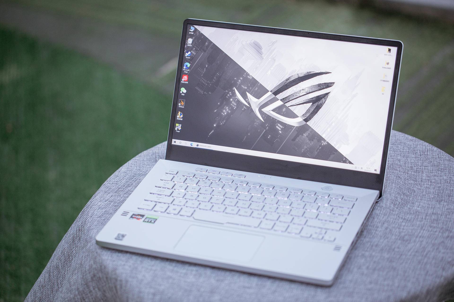 发售4个月热度不减!网友点评rog幻14:上能游戏下能生产