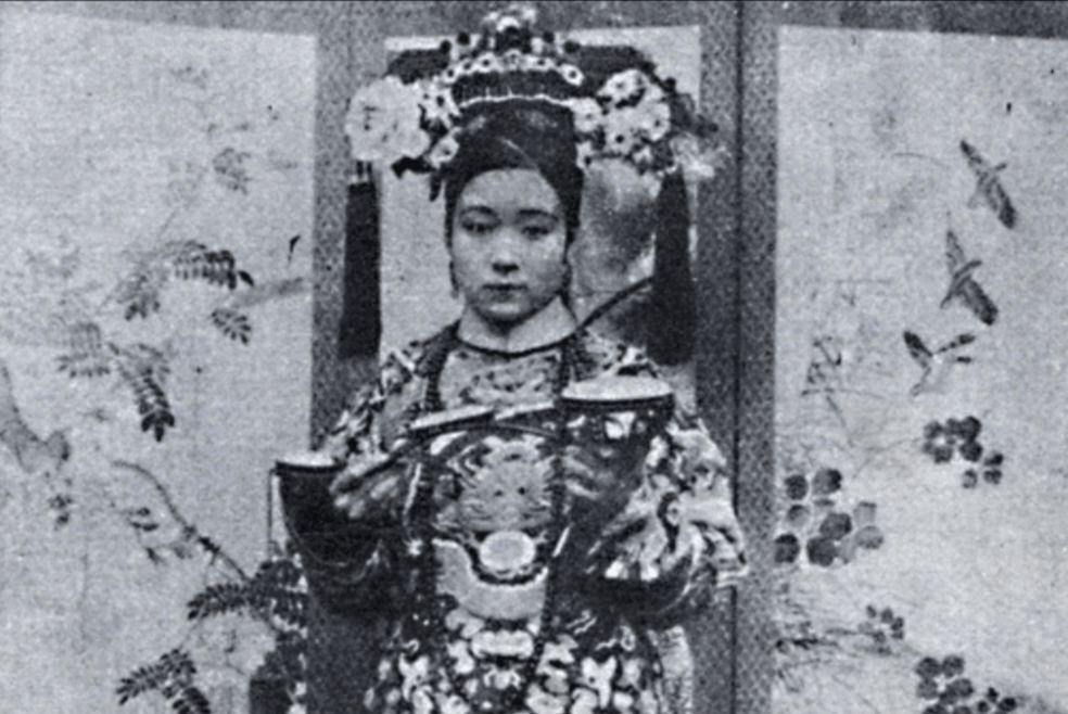 裕容龄：中国芭蕾第一人，被状元拒婚，晚年被打断双腿悲惨离世_裕庚