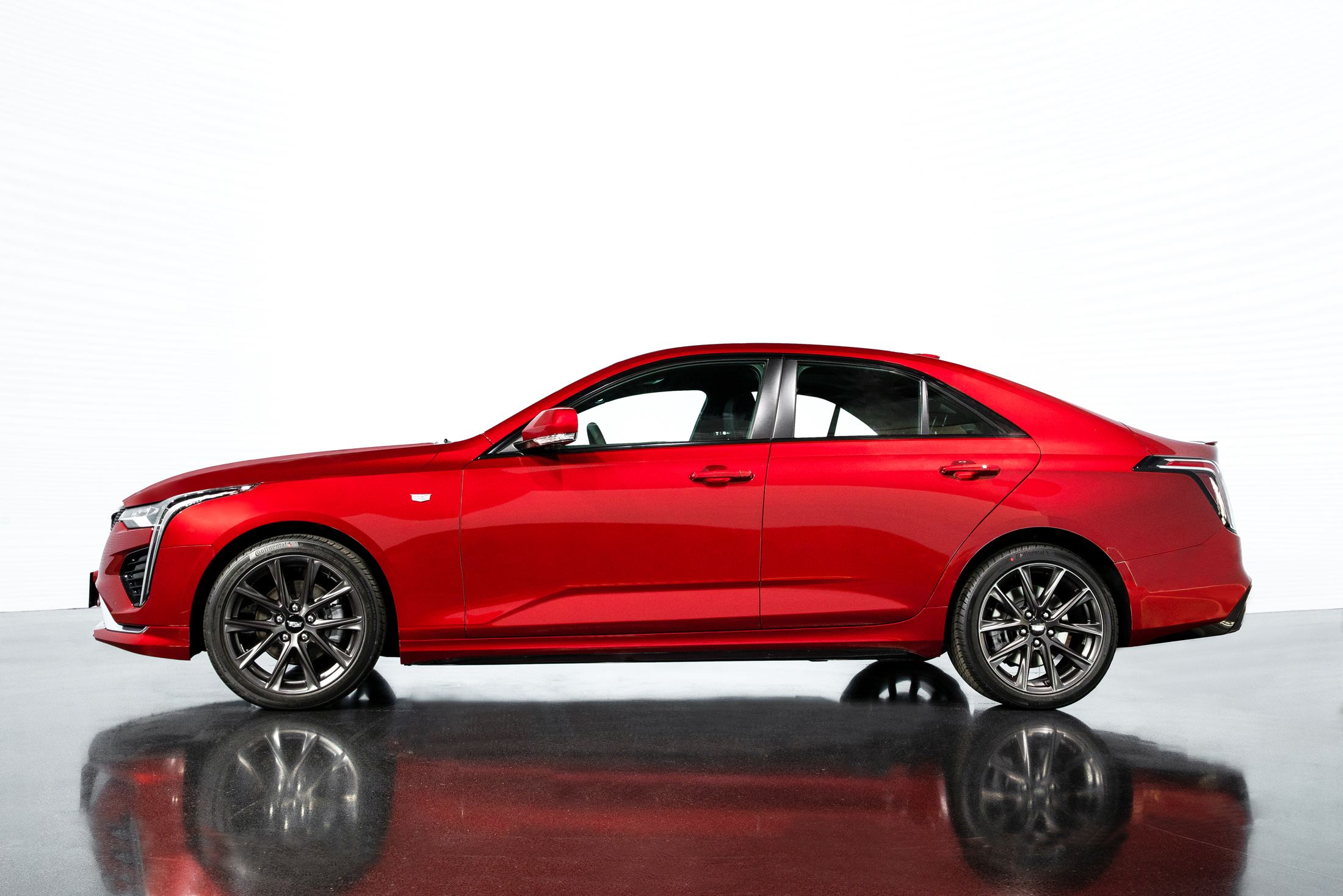 后驱二十万b级豪华轿车年轻人的第一座驾选它真香