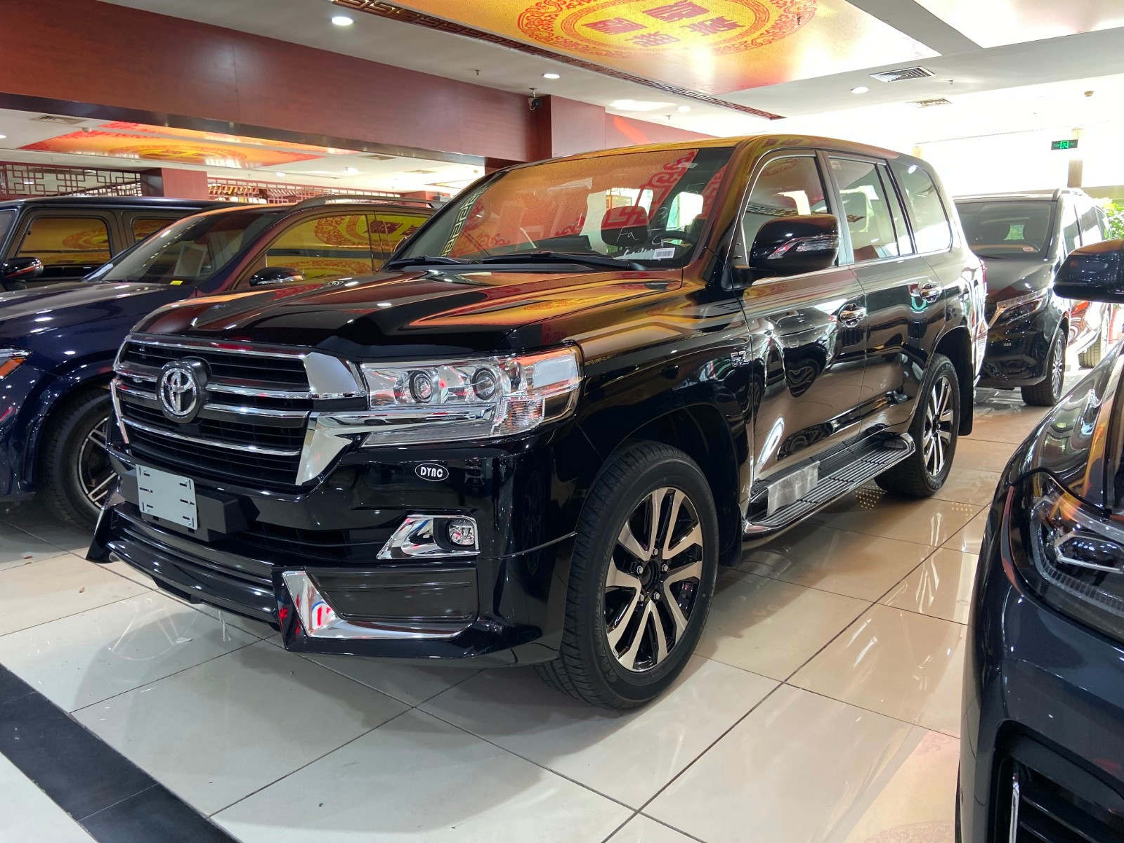 平川一览无余,车到山前,心有所向无关道路,只有信念,20款酷路泽4000没