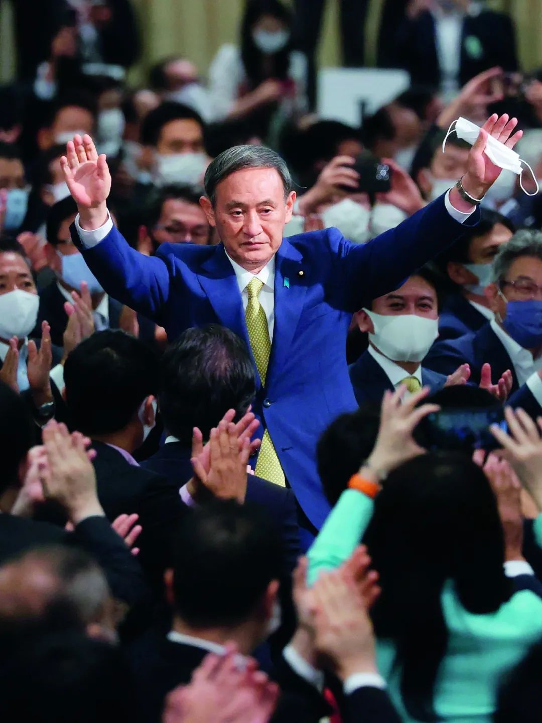 如何和日本新任首相菅义伟成为校友?
