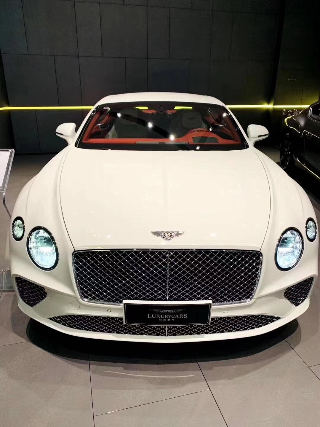 2020新款宾利欧陆gt现车酬宾返利直销全国