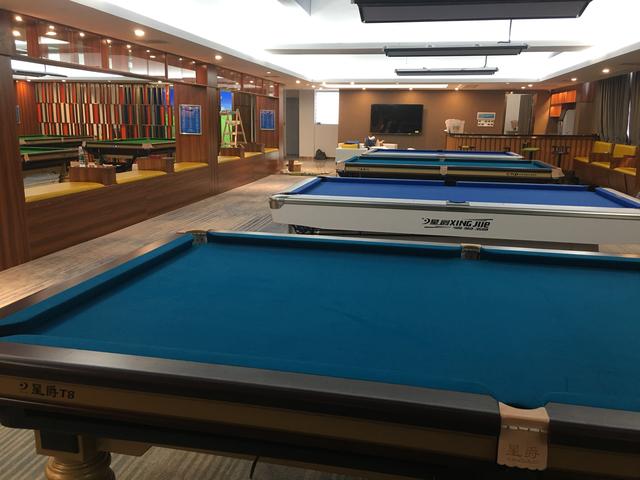 四,大厅设计空间应足够大,给打球者以开阔的感觉,布局安排时应尽量