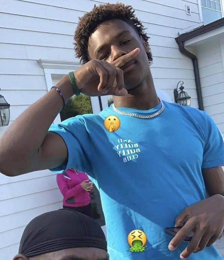 原创戴维斯绝杀救詹皇布朗尼疑似吸毒上热搜