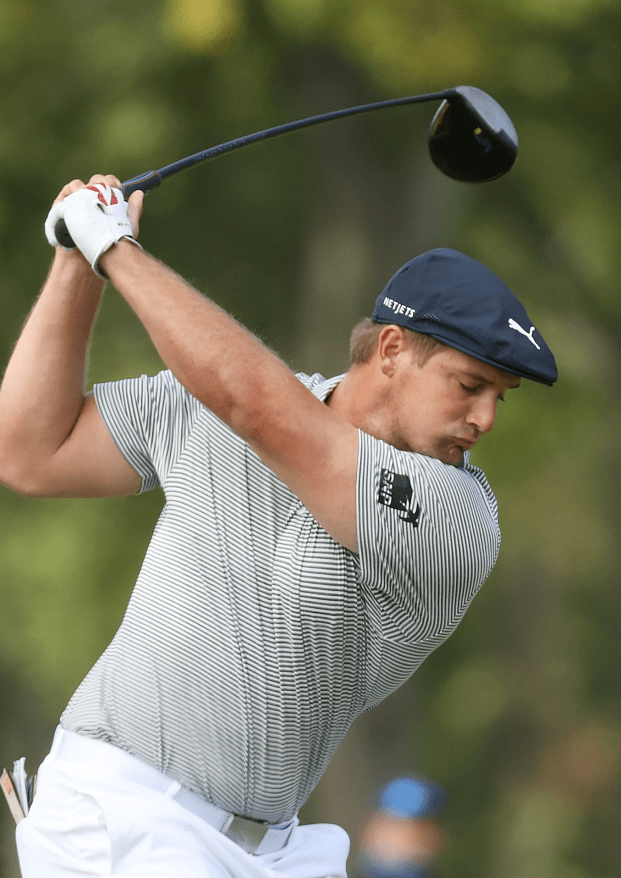 组图:美国公开赛德尚博6杆优势夺冠 高举奖杯庆祝