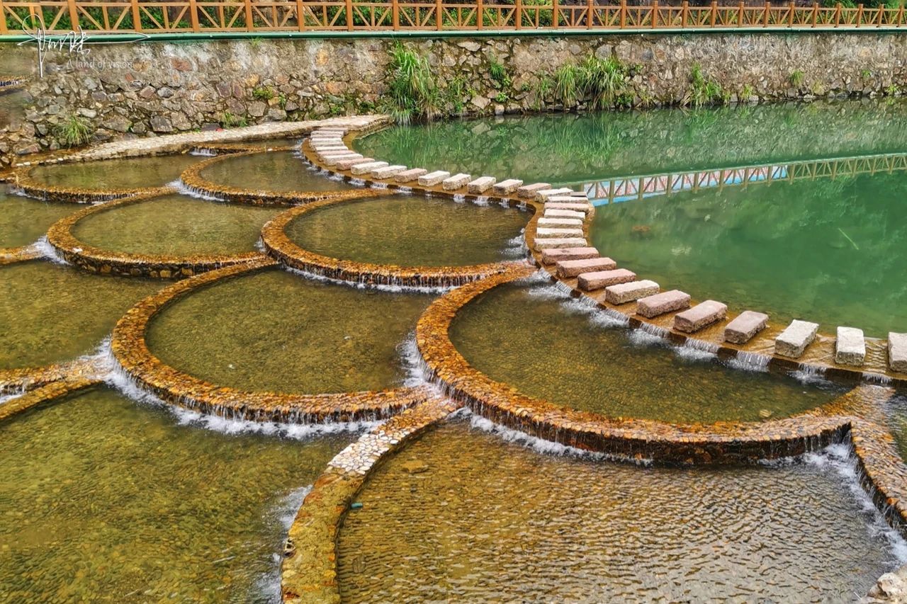 路过临海这个的小山村,意外发现这么一处"鱼鳞坝",太美了