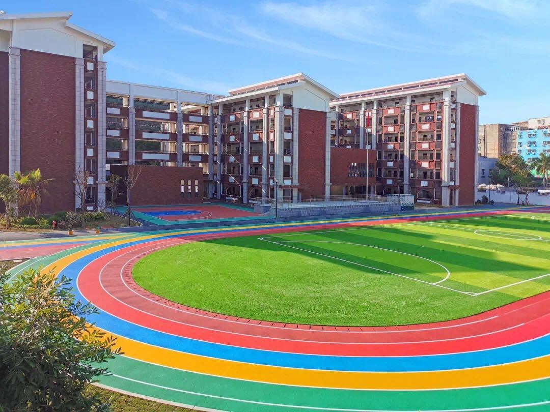 厦门多所小学发布招生预警想上热点校从幼儿园开始准备都不算早