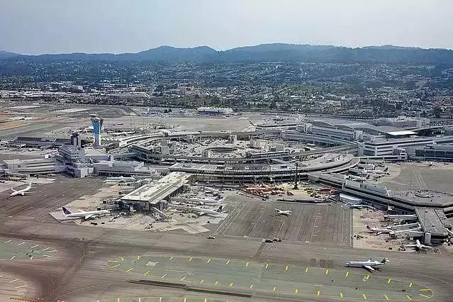 旧金山机场巴西利亚机场悉尼金斯菲尔德机场芝加哥奥黑尔国际机场荷兰