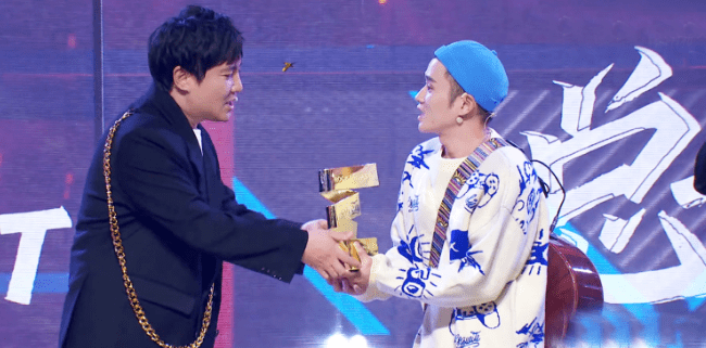 原创被问有没有恭喜王勉脱口秀大会夺冠李雪琴的回复全场笑翻