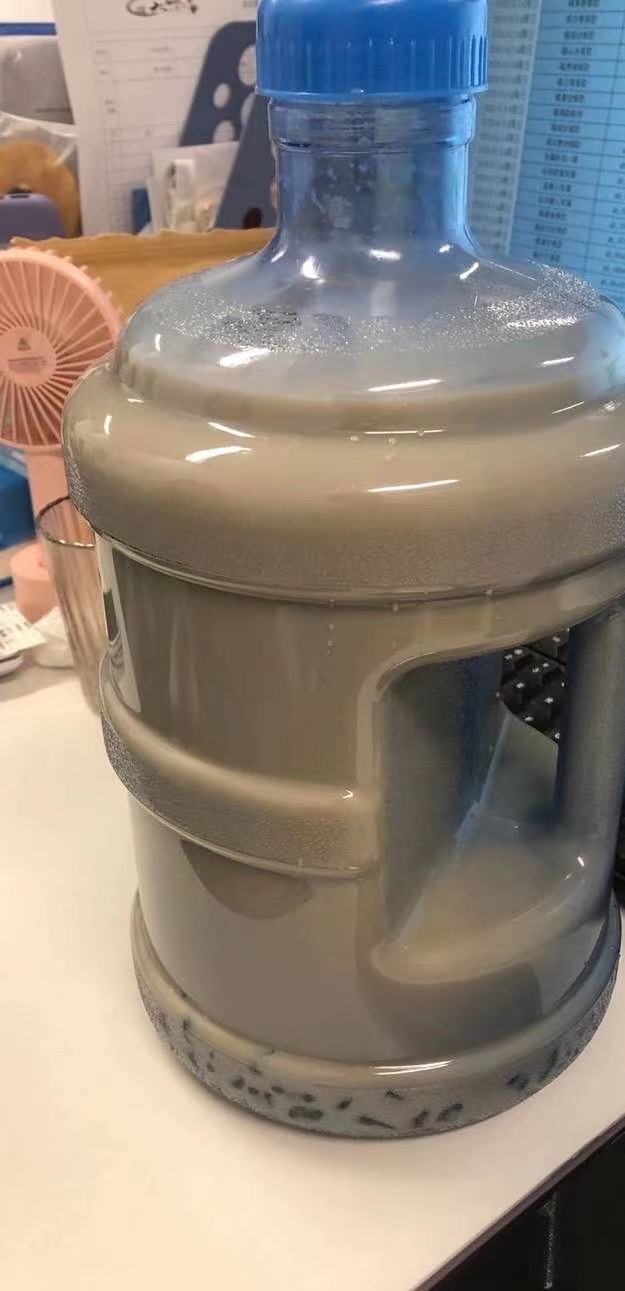 "秋天的第一杯奶茶"是什么gui?我这边有秋天的第一顿火锅