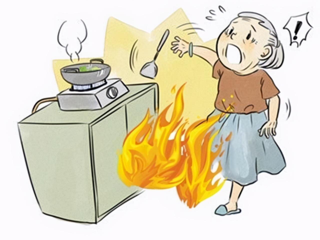 做菜听书两不误 爸妈用了亿田d5z集成灶都说棒