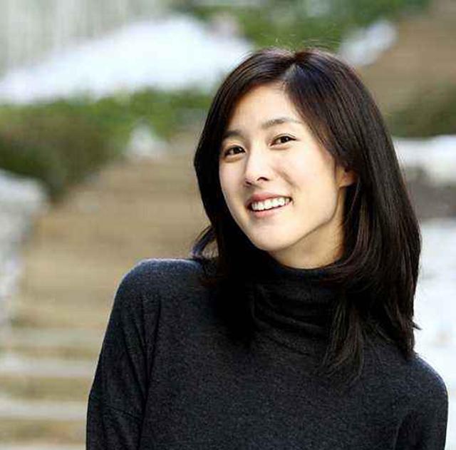 三星小公主爱上穷小子,上演现实版的豪门虐恋,仅26岁香消玉殒