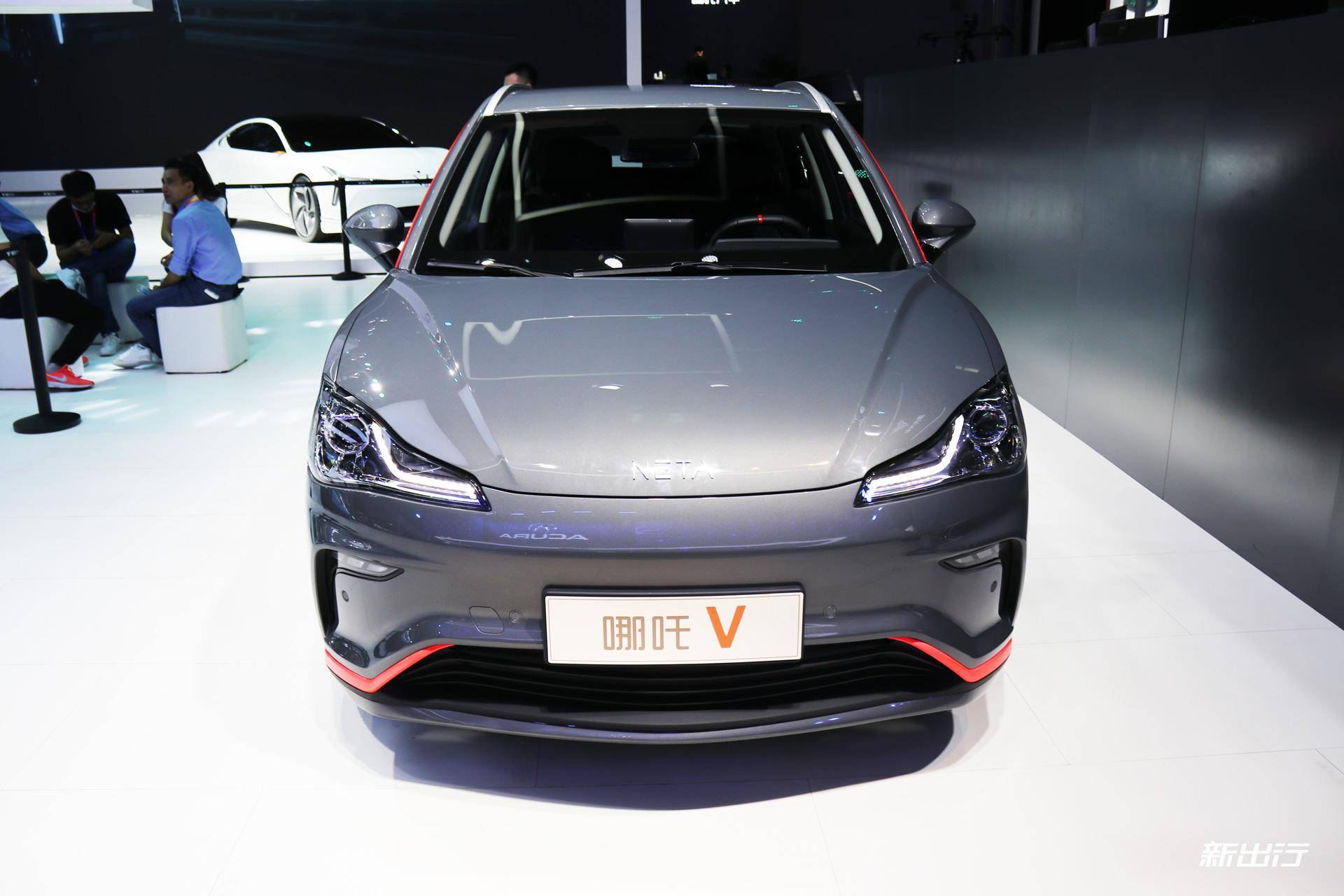 将于今年第四季度上市 | 2020 北京车展实拍哪吒 v