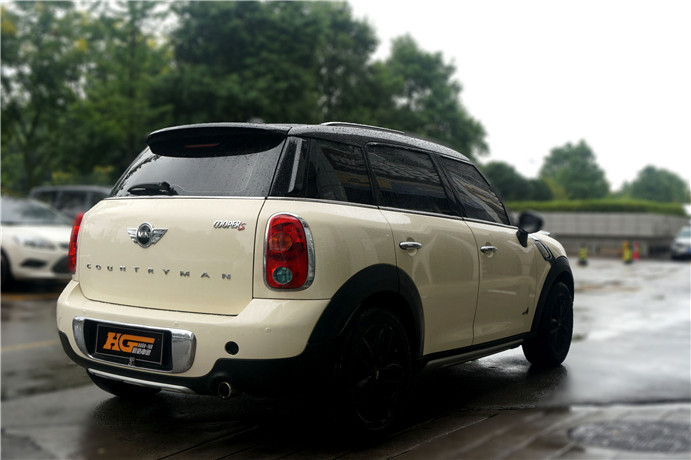 长沙宝马mini贴膜象牙白肤色版的迷你迷住了你几分