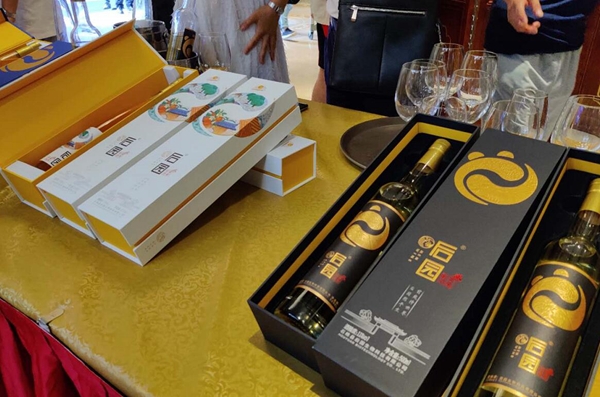 后园杨光临:用大渡河流域优质黄果柑酿造至真佳酿