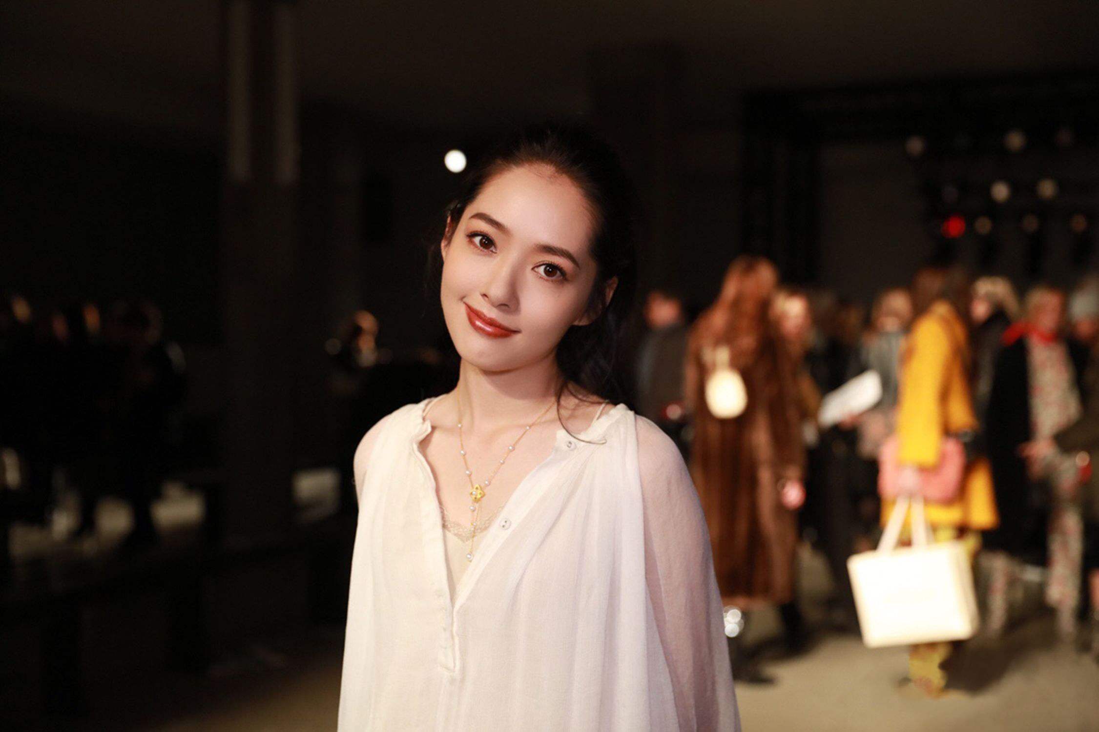 郭碧婷生女!向佐初为人父太兴奋,陪妻子女儿每天只睡3小时_手机搜狐网