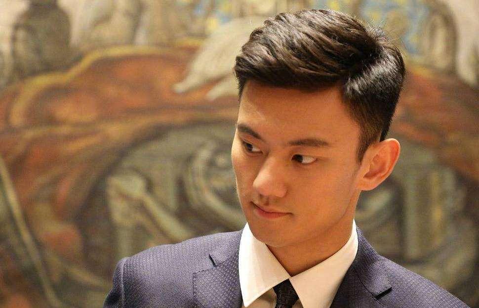 26岁世界冠军宁泽涛近况:身价上亿,爱吃油腻食品