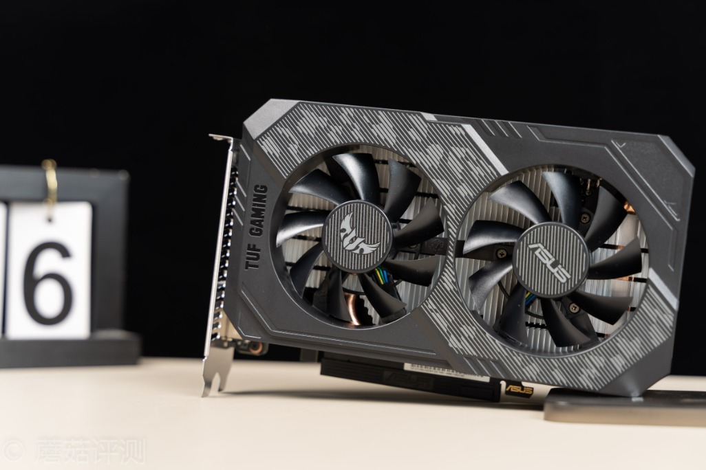 原创散热优秀体积小巧华硕tufgtx1650p游戏显卡评测