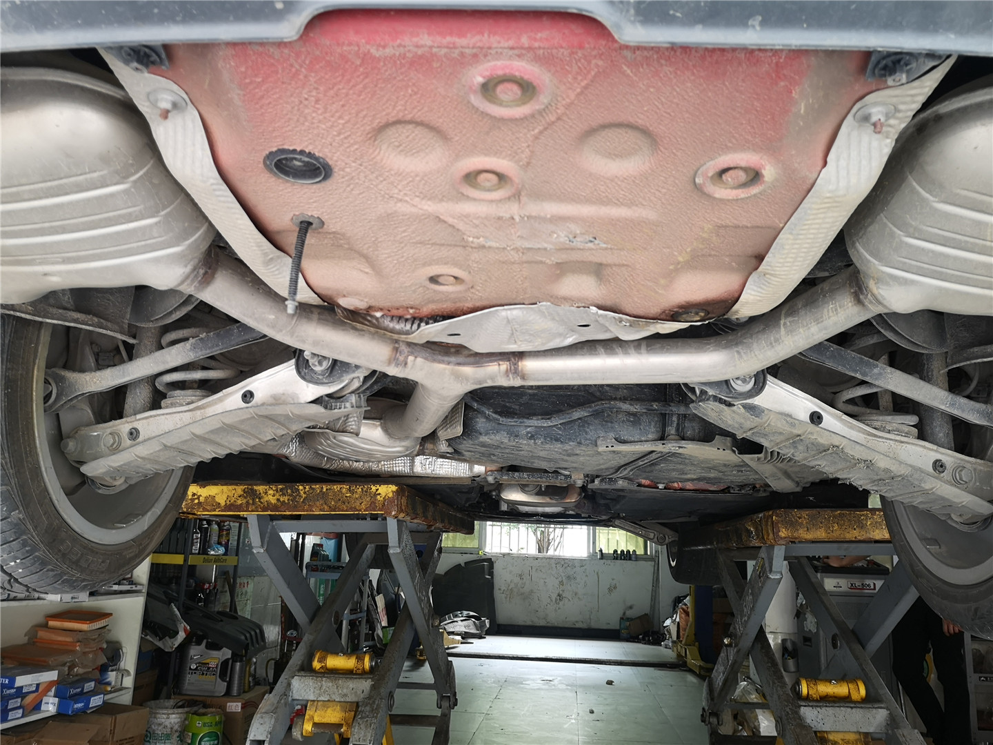 捡漏奥迪a5三年才开1万多公里只要25万检测后表示打扰了