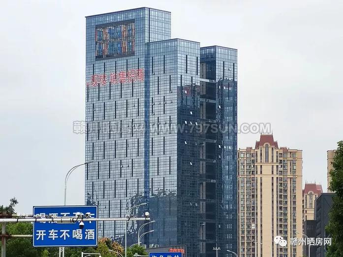 赣州章江新区中央公园旁又一座高楼建成!