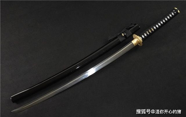 抗战老兵缴获一把日本军刀,日本出天价执意要买,老人当即回绝