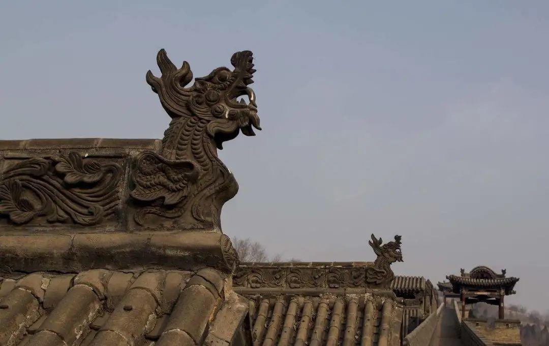 注意!你头顶上有个神兽天团!_吻兽