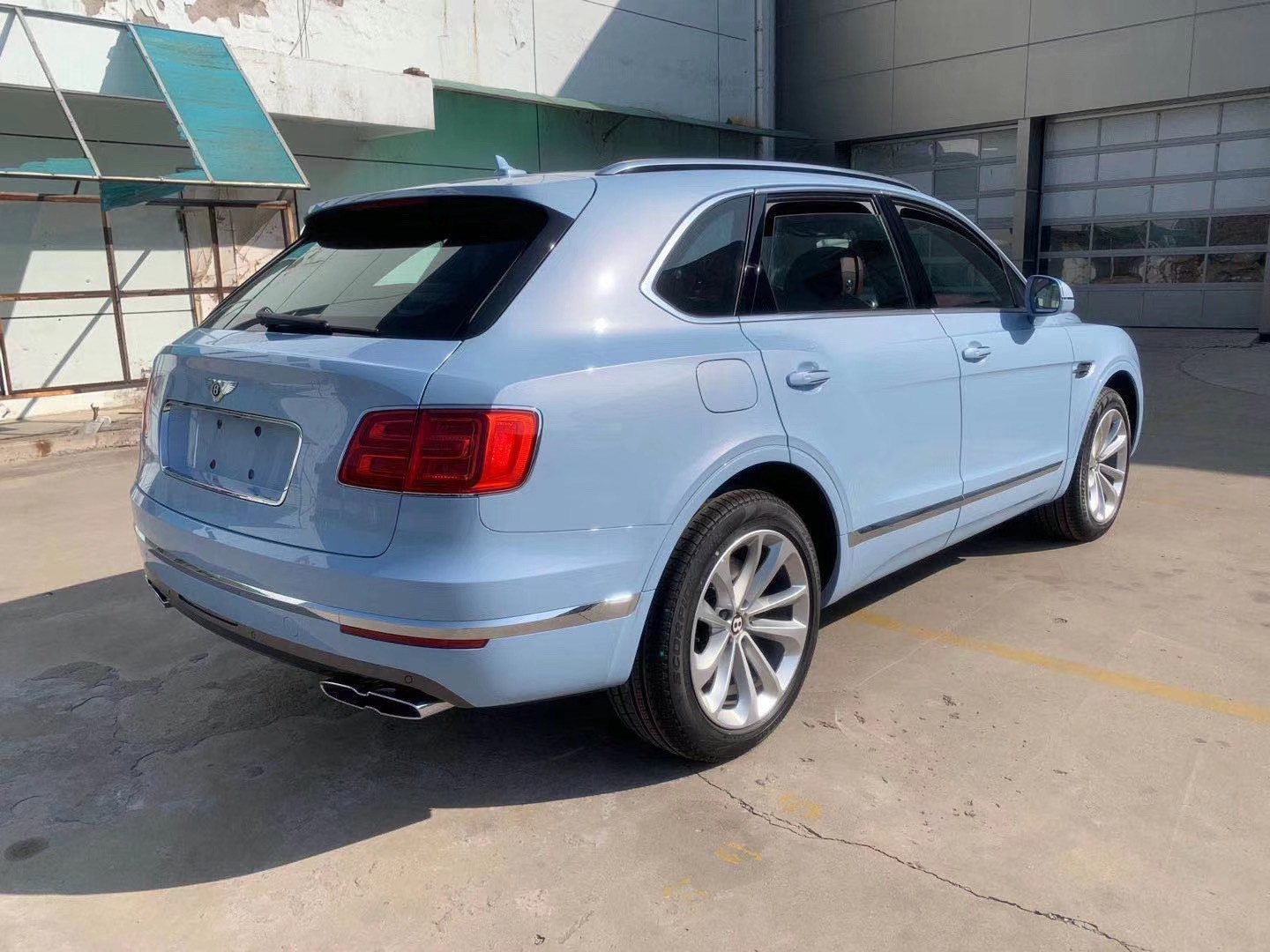 2020款宾利添越行情解析沉稳大气精湛工艺