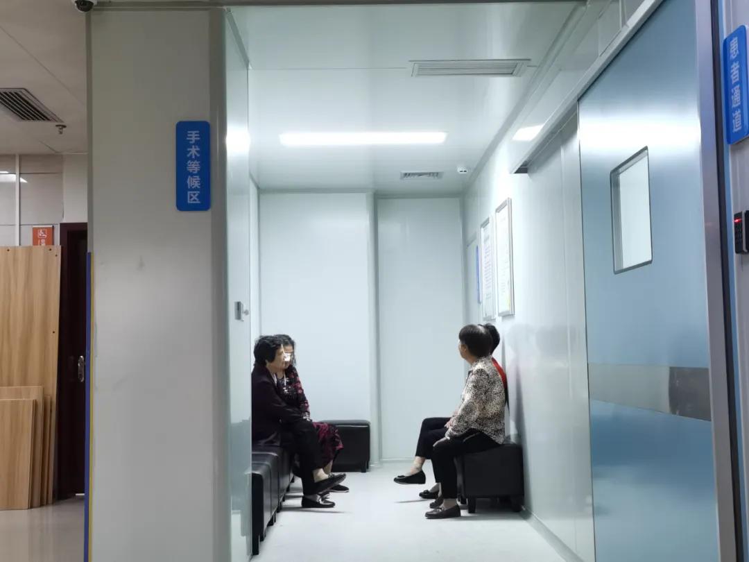 看眼就来福州国德医院眼科中心!