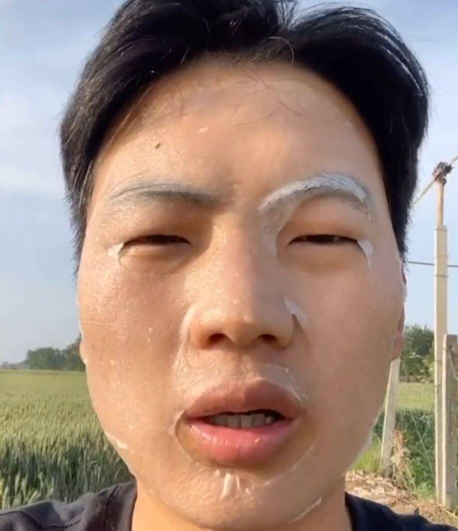 1个巴掌涨235000粉,被揍出来的网红"张若宇",做对了什么?