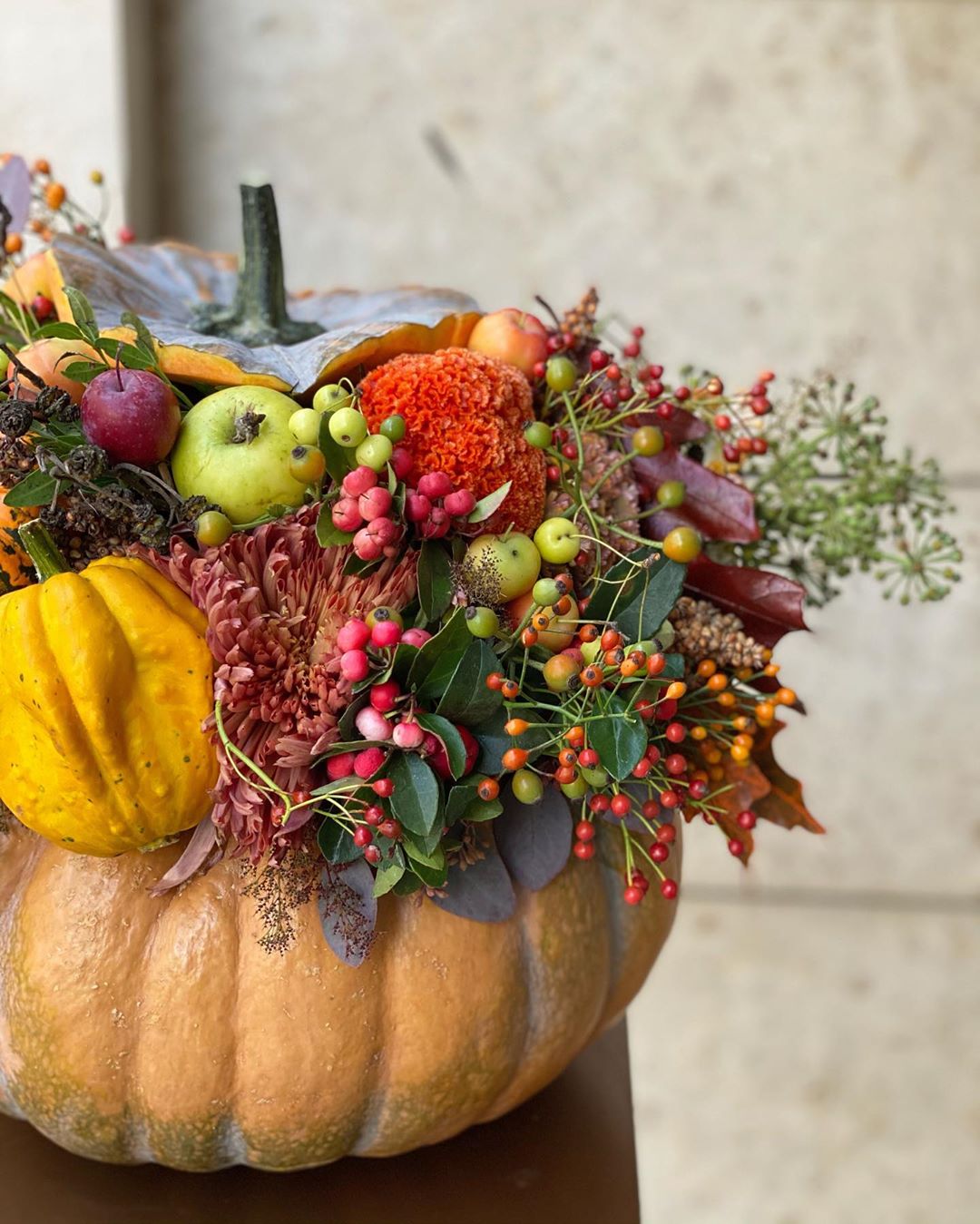 不只是橙色和黑色万圣节南瓜花艺设计赏析