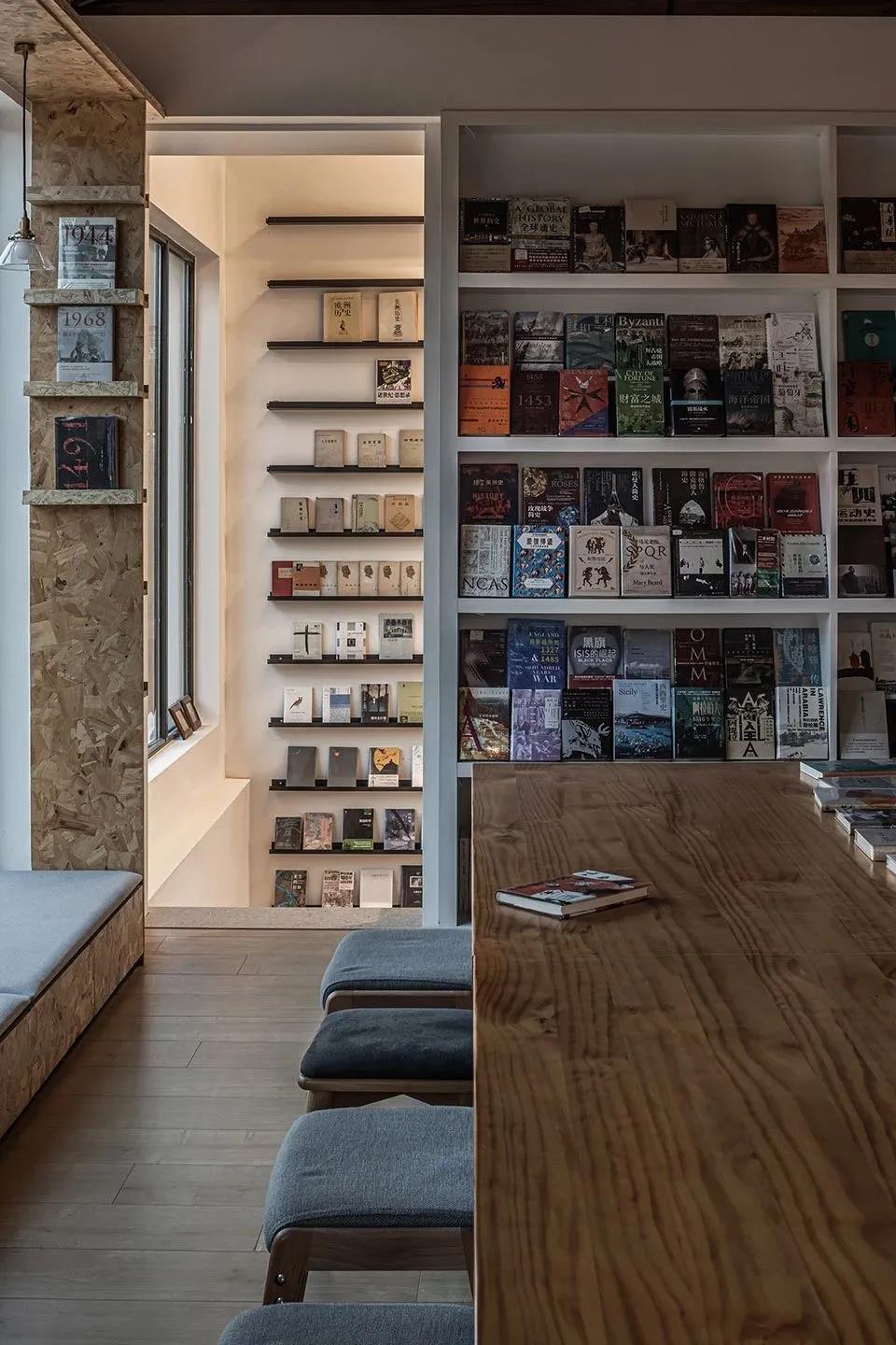 90㎡复古书吧