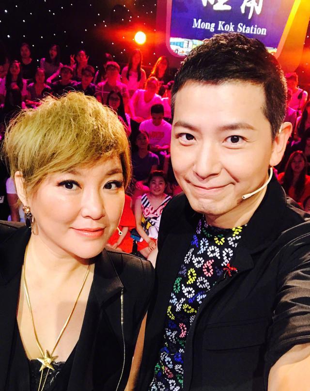 25岁凭阿莲爆红年过半百不结婚戴军50岁仍在替兄还债