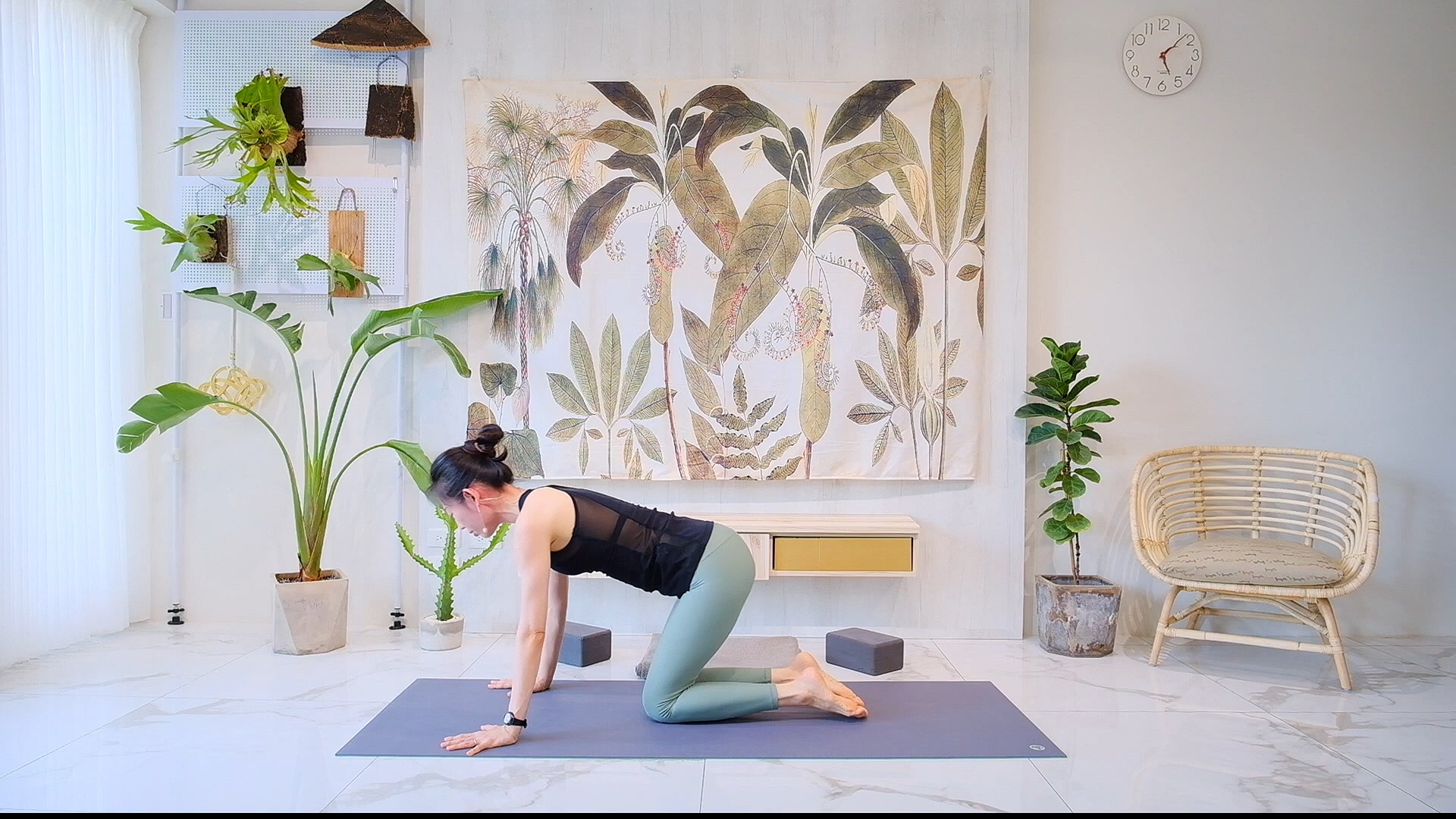 20分钟阴瑜伽半鞋带式侧弯前弯