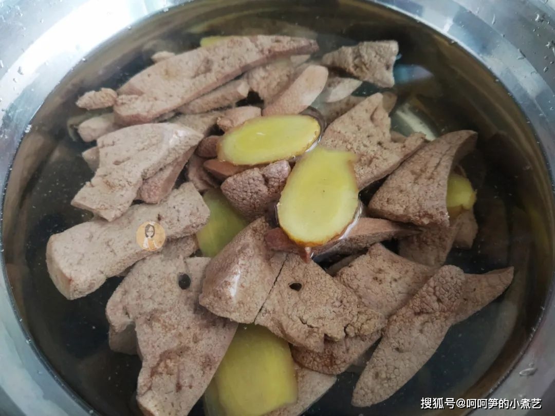 自制豬肝粉乾淨又衛生寶寶補鐵好輔食營養百搭味道好