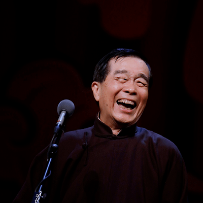 他是于谦师父搭档侯耀文多次登台春晚今71岁依旧神采奕奕