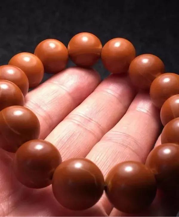 包浆欣赏丨橄榄核铁核的终极包浆美爆了