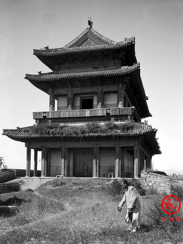 北京安定门城楼.