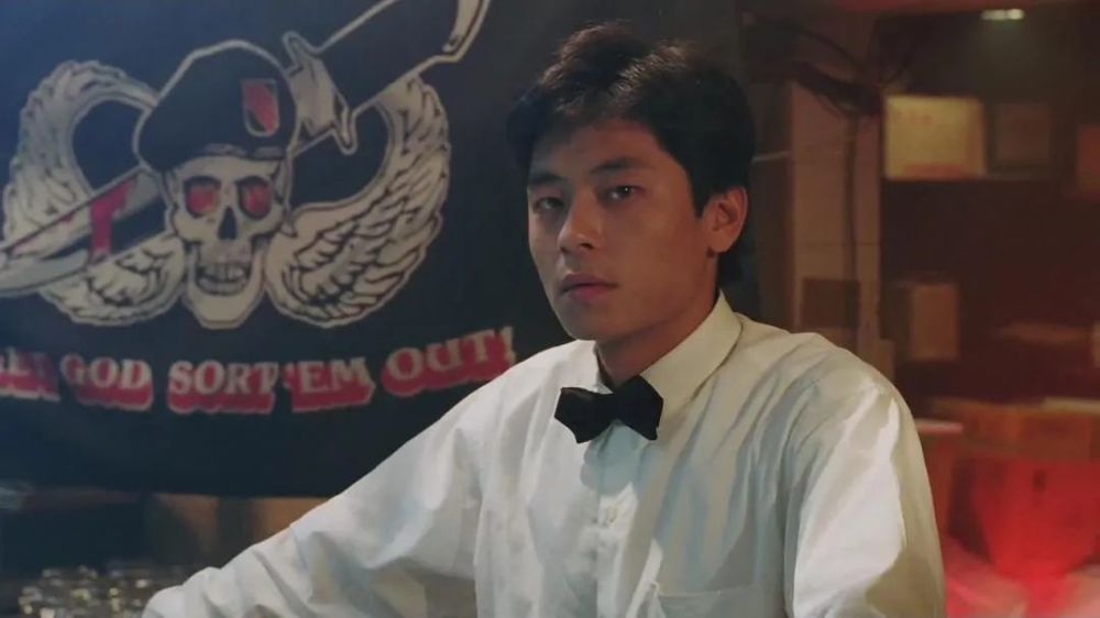 《至尊无上2》中的王杰(1991)在这部电影里,王杰扮演的"亚洲第一快手"