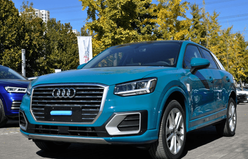 奔驰a级奥迪q2l哪款车标更值钱15万起售诱惑力十足