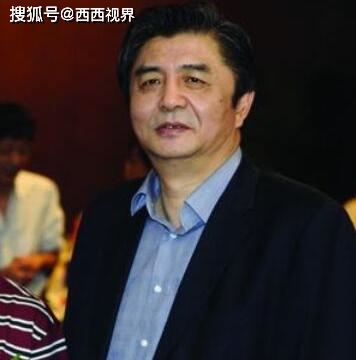 65岁男排教练汪嘉伟与女星离婚二婚娶将军女儿如今生活幸福
