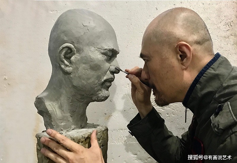 演员徐锦江,如今绘画一幅80万,网友:戏里三级,戏外君子