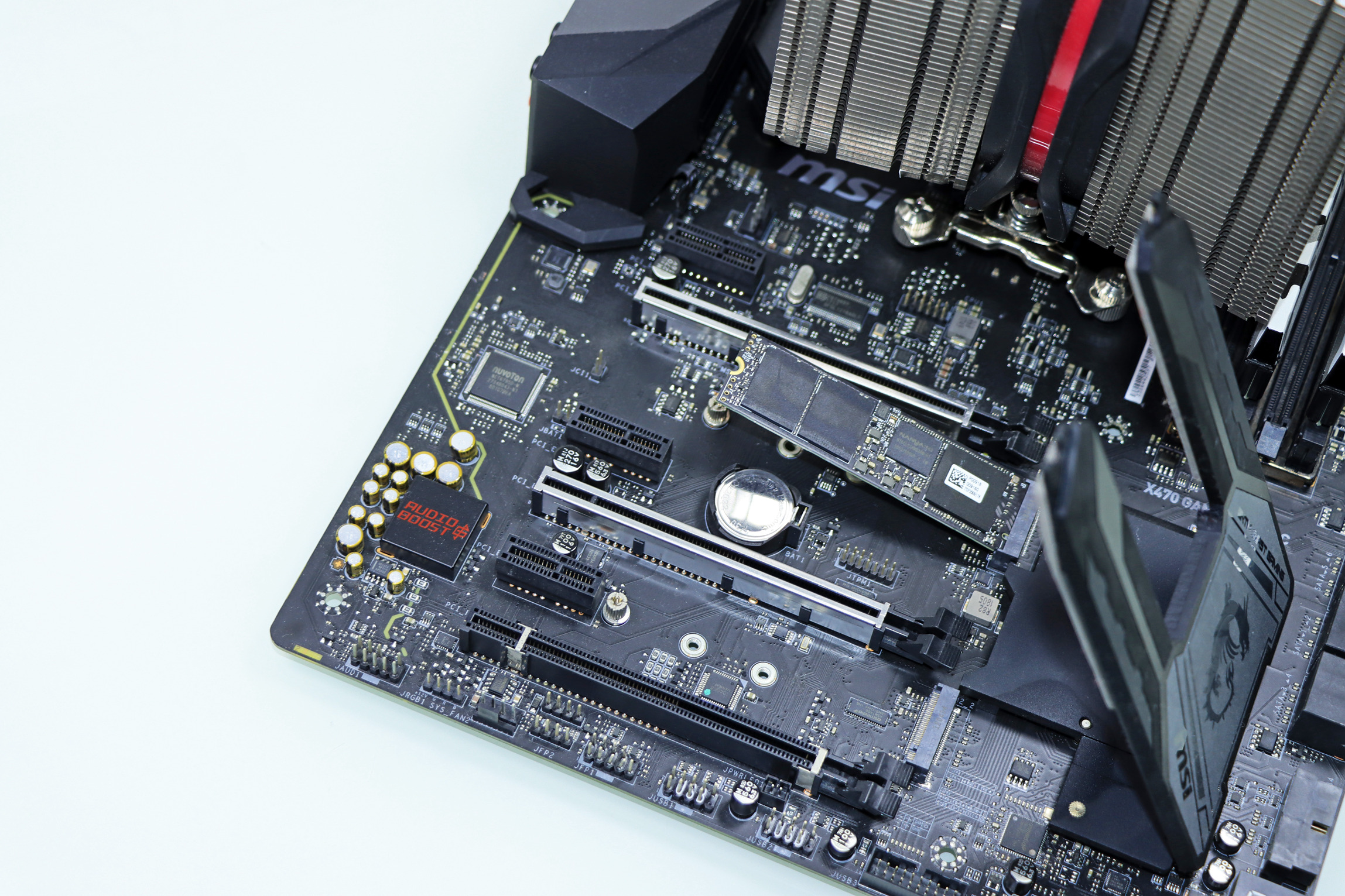 M.2 SSD 上哪个插槽有讲究，你学会了吗？_测试