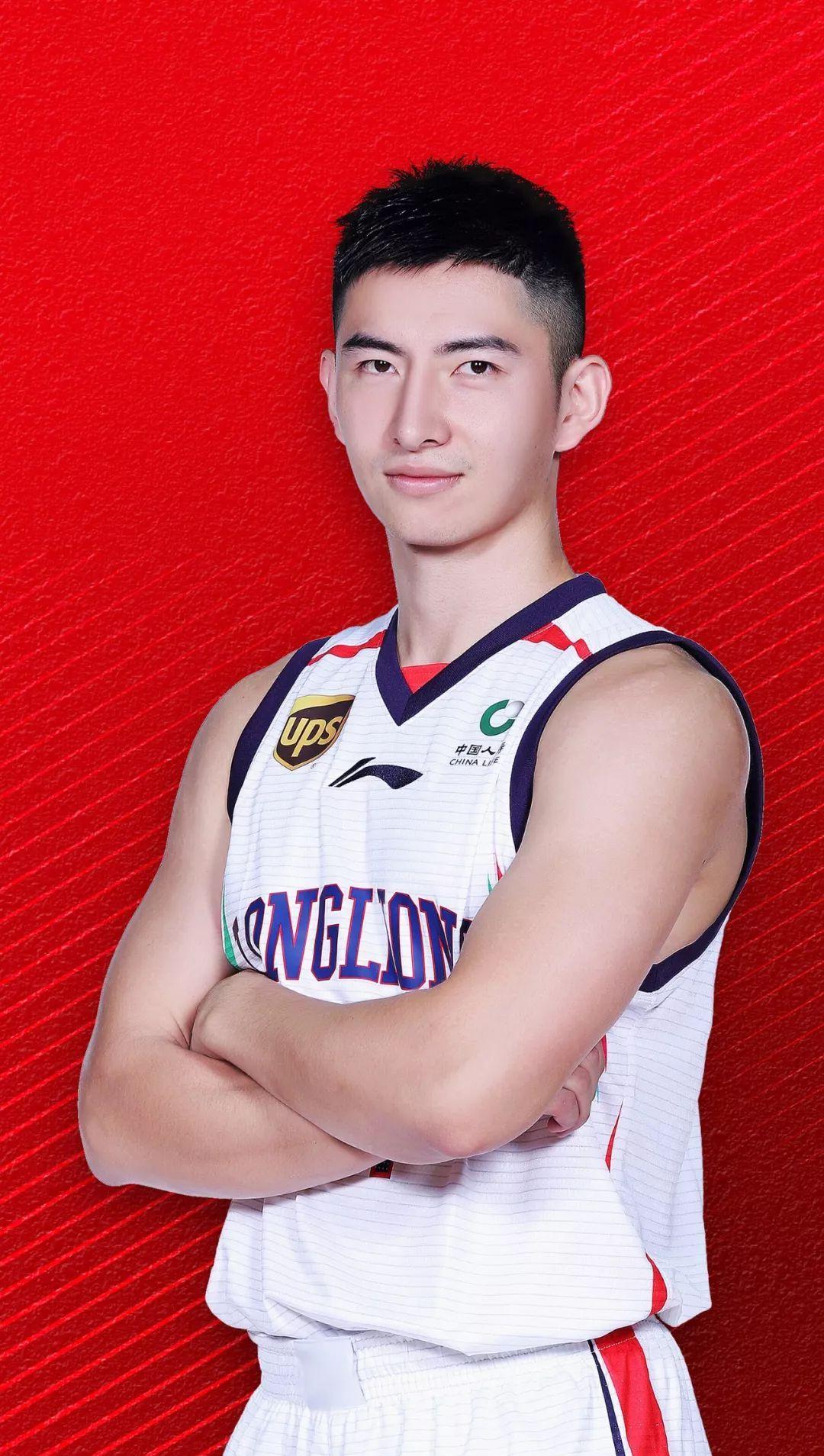 当年被誉为林书豪接班人!如今却连cba也打不上了!_唐子豪