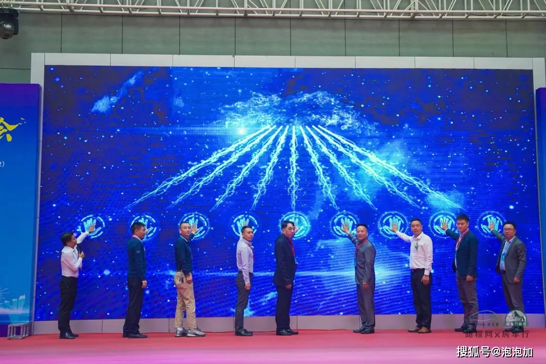 现场直击只等你来泡泡加小松机油江西南昌首秀