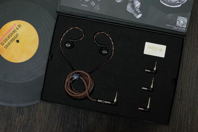 达音科dk4001耳机体验玻振膜五单元旗舰圈铁耳机