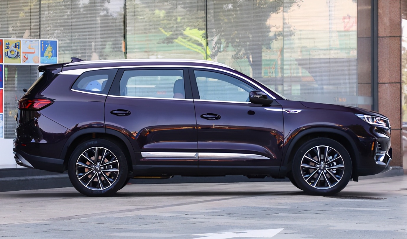 轴距没加长动力没进步瑞虎8plus算是合格的旗舰suv